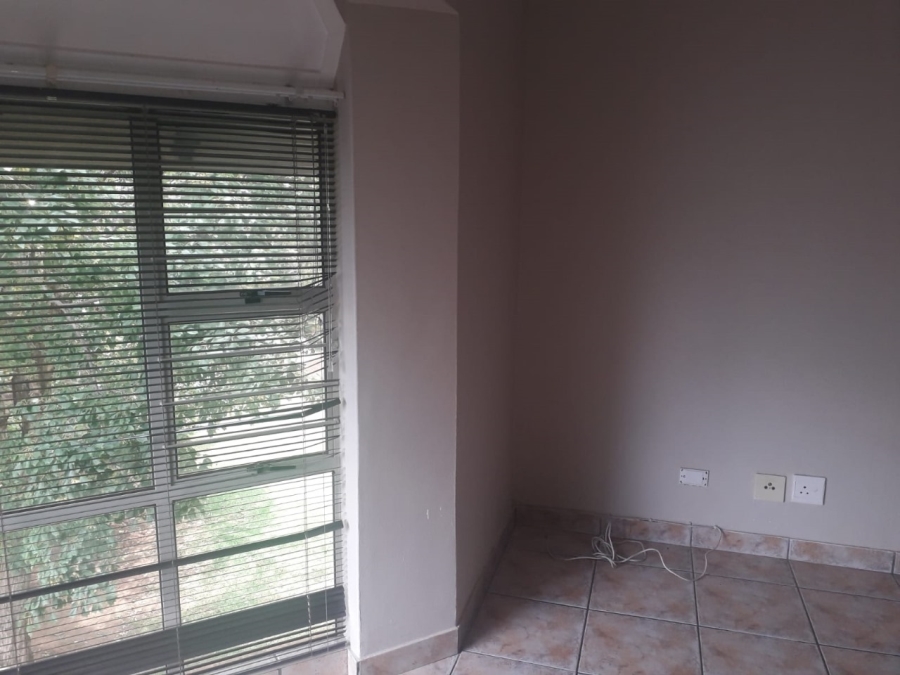To Let 1 Bedroom Property for Rent in Die Bult North West